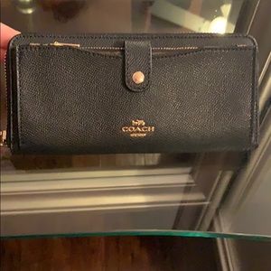 Coach Zip Up Wallet